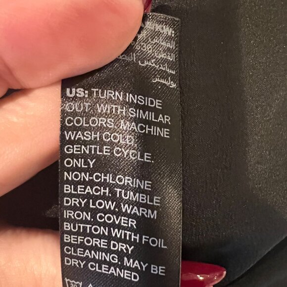 White House Black Market 2 Button Stretch Black Blazer (Washable!) Size 8 - Picture 3 of 5